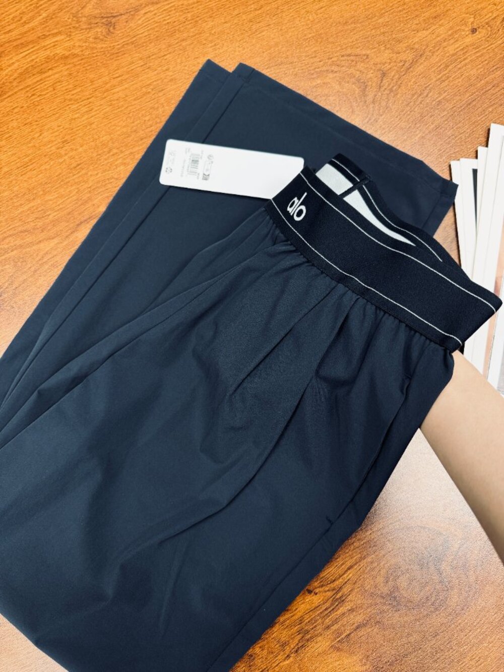 Navy Blue💙😆ALO Yoga Suit Up Trouser (Regular) Brand new|Authentic - Picture 4 of 10